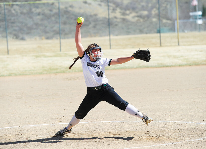 21-04-09 girls softball 1.jpg